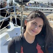 Licenciada en comercio Internacional, Me encanta enseñar y dedicar mi tiempo a que otras personas puedan aprender y busco métodos para enseñar dinámicos